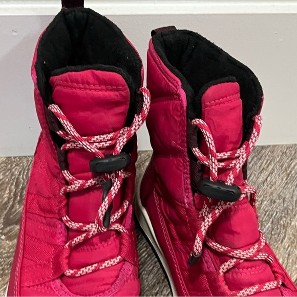 Sorel Fuchsia Rush Black Boots Sz.3 - Picture 7 of 9